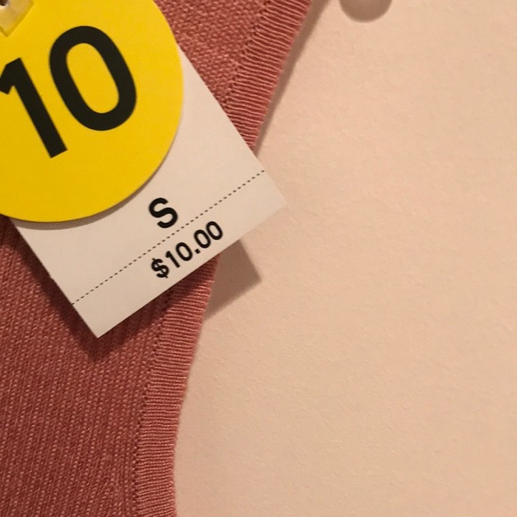 🆕 Pink Mock Turtle Neck Tank - Picture 3 of 5